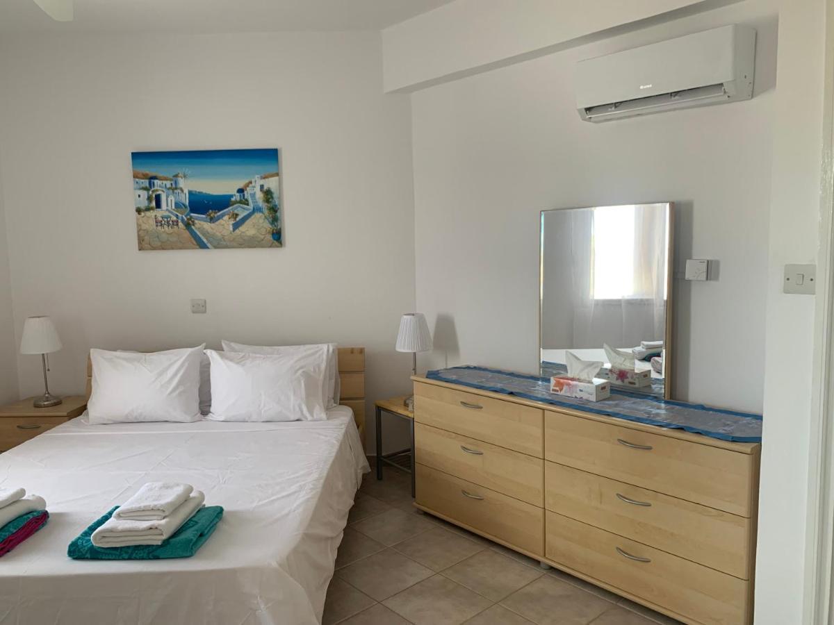 Kings Palace - Stylish, Modern 2 Bed With Sea Views Paphos Eksteriør bilde