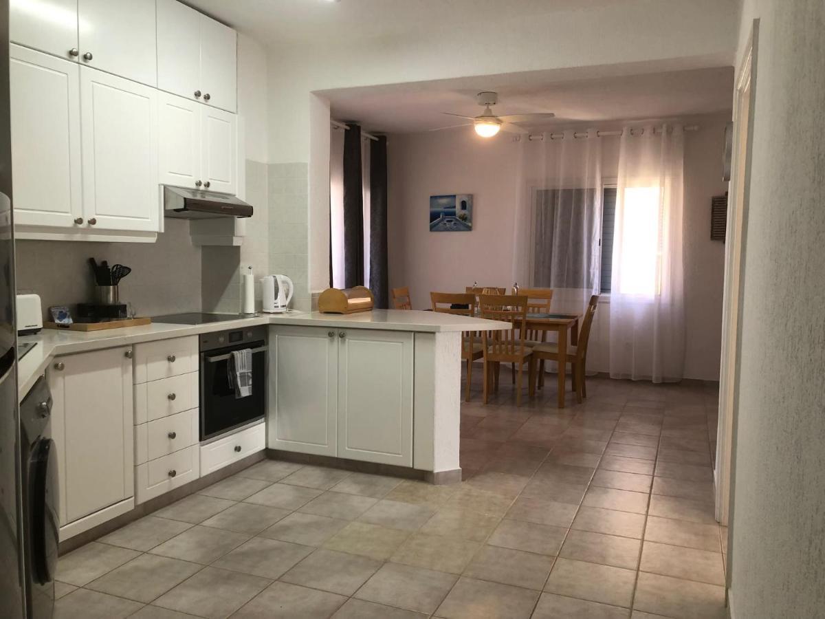Kings Palace - Stylish, Modern 2 Bed With Sea Views Paphos Eksteriør bilde